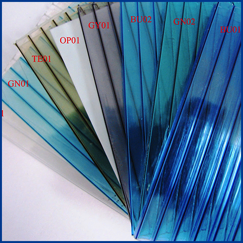 Tấm poly rỗng lấy sáng giá tốt tại Cần Thơ